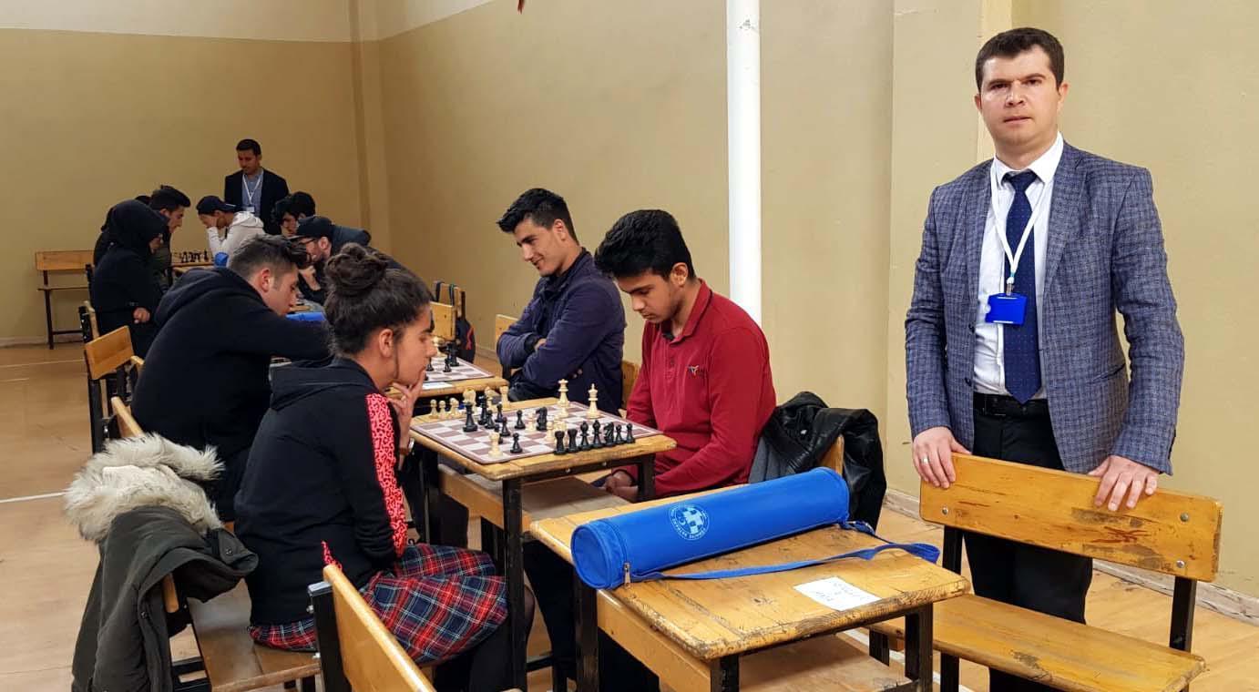 664 öğrenci satranç turnuvasında yarıştı