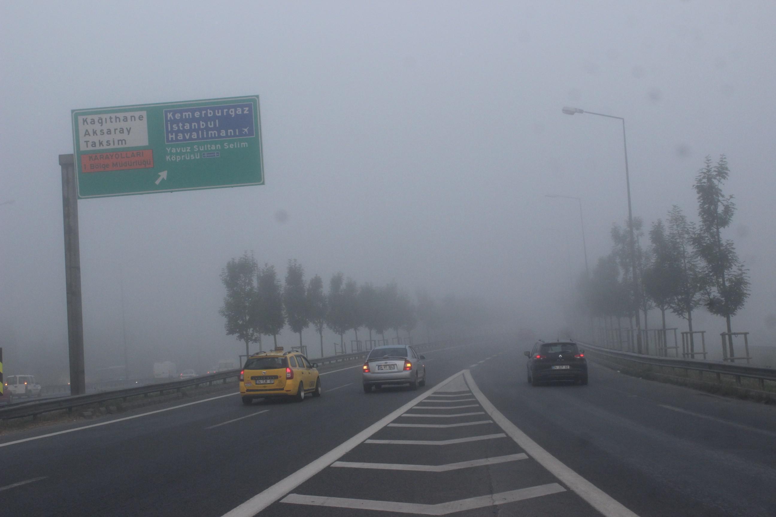 İstanbul güne sisle başladı