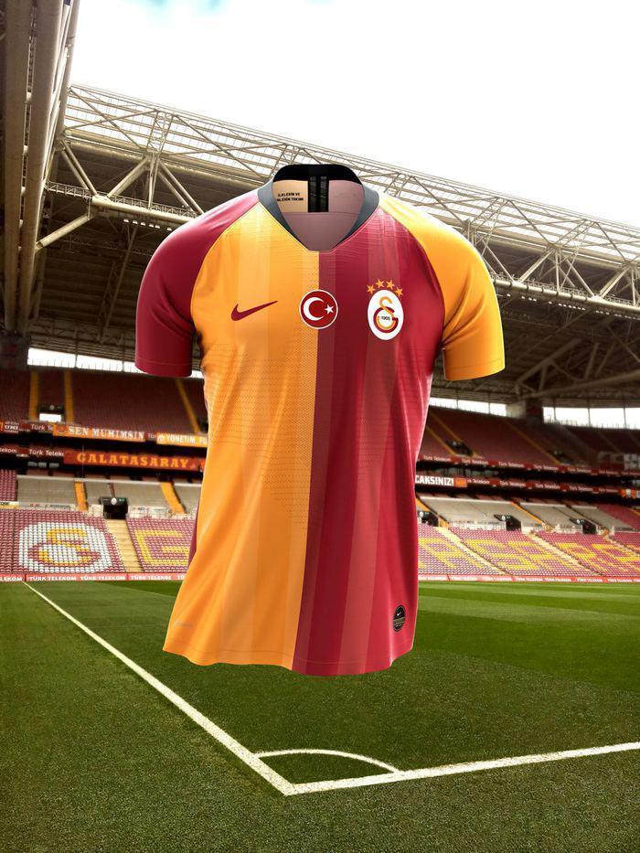 Galatasarayın yeni sezon forması... Fiyatı ne kadar