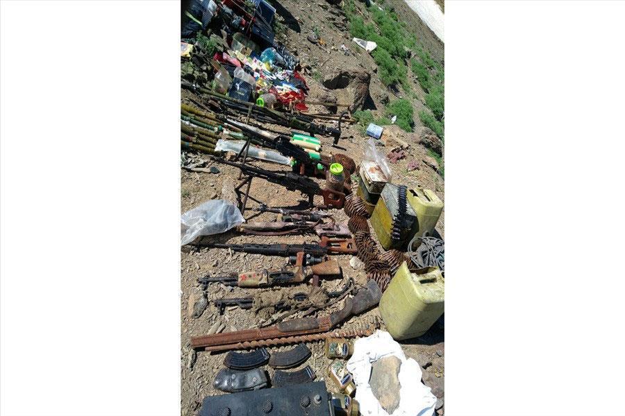 Pençe Harekatı’nda PKK’ya ait silah ve yaşam malzemesi ele geçirildi