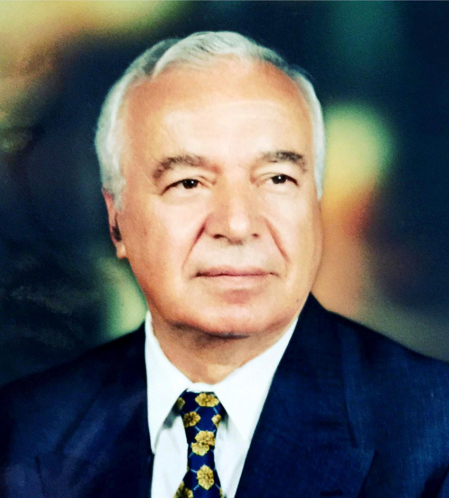 Ünlü doktor Kemal Bayazıt hayatını kaybetti