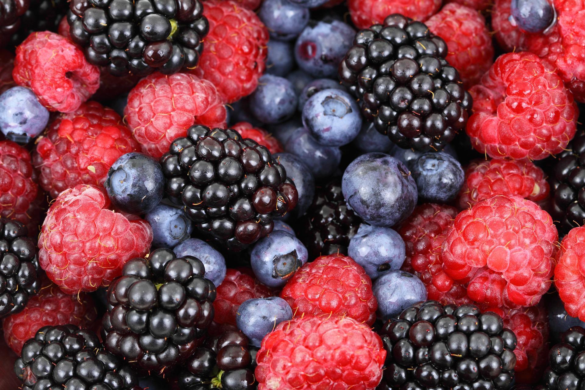 Kanserden korunmak için meyveleri mevsiminde yiyin