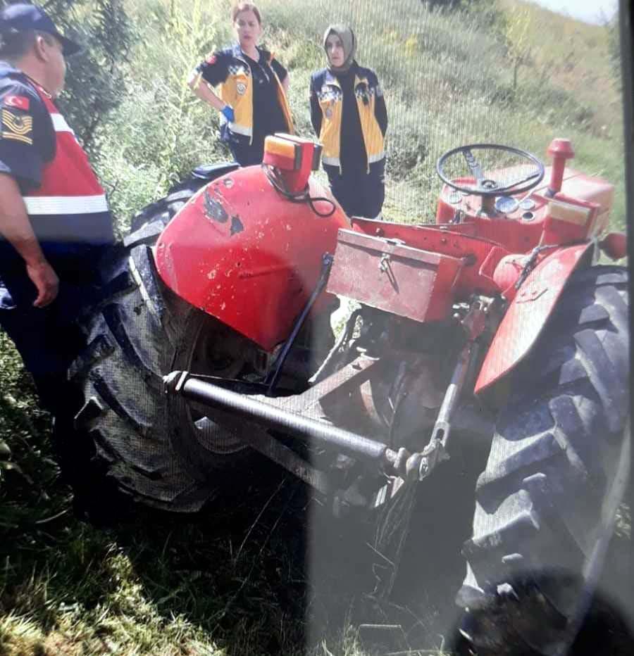 Traktörle giden çifte yıldırım çarptı: 1 ölü, 1 yaralı