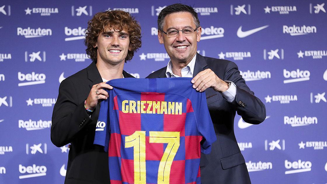 Barcelona yılın transferini tanıttı