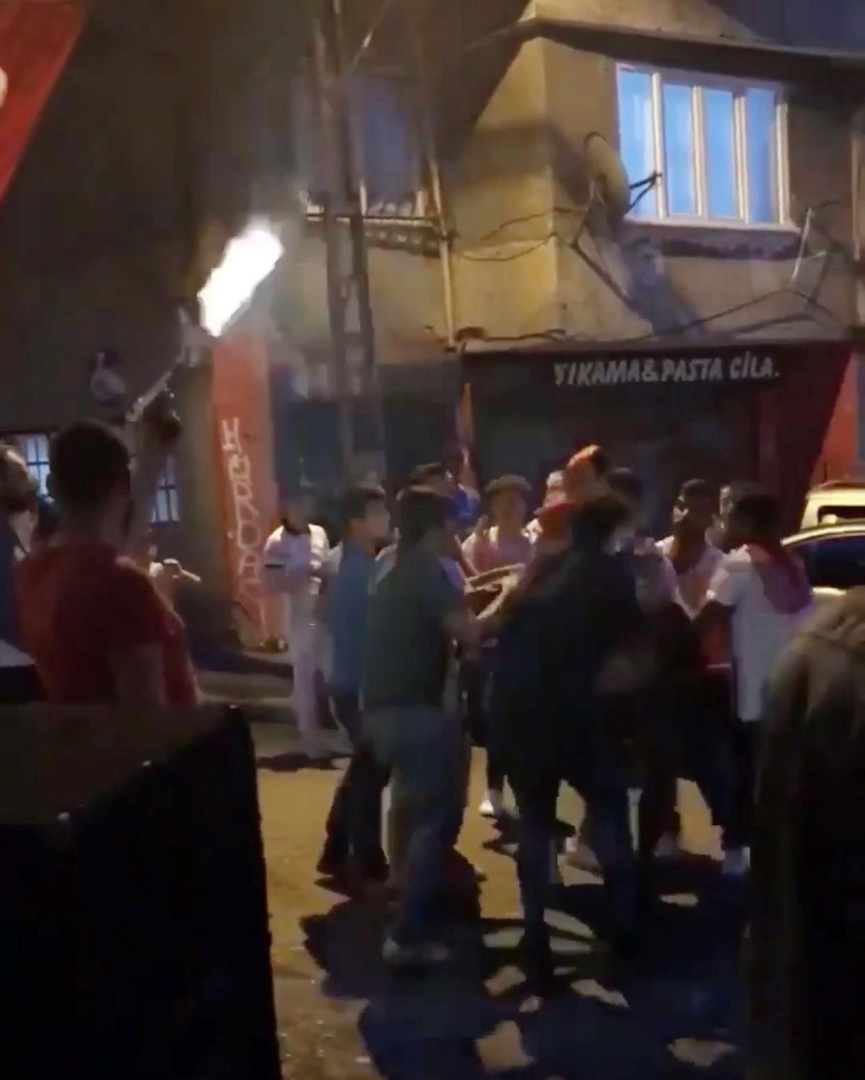İstanbulda şoke eden görüntüler Tünel kapatıp havaya ateş açtılar…