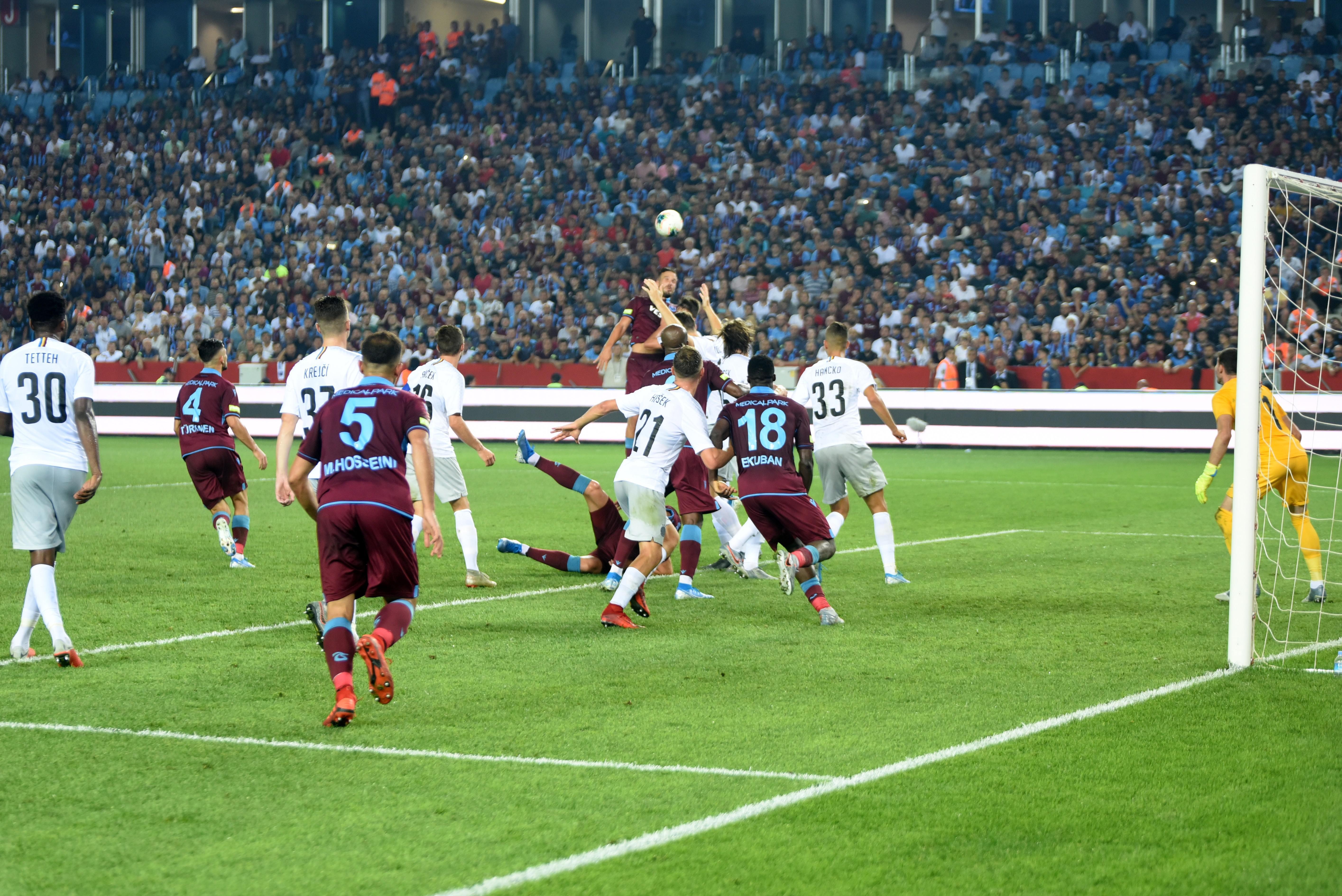 Trabzonspor Avrupada turladı