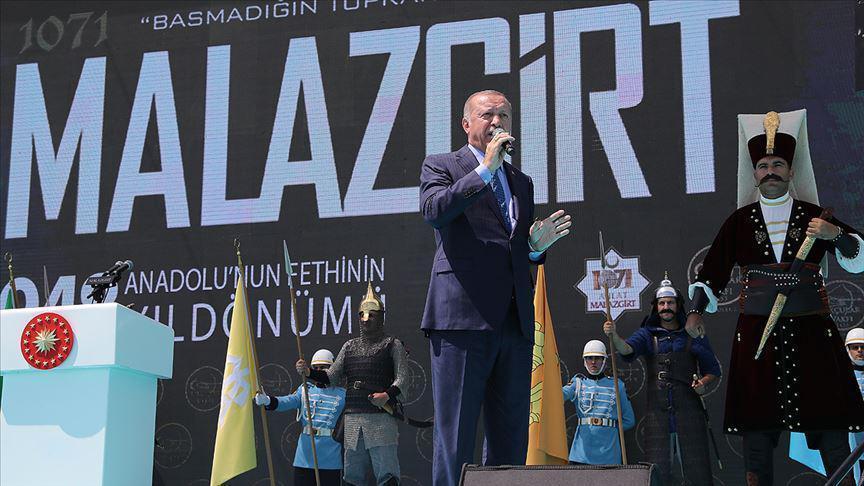 Cumhurbaşkanı Erdoğandan Malazgirtte önemli açıklamalar