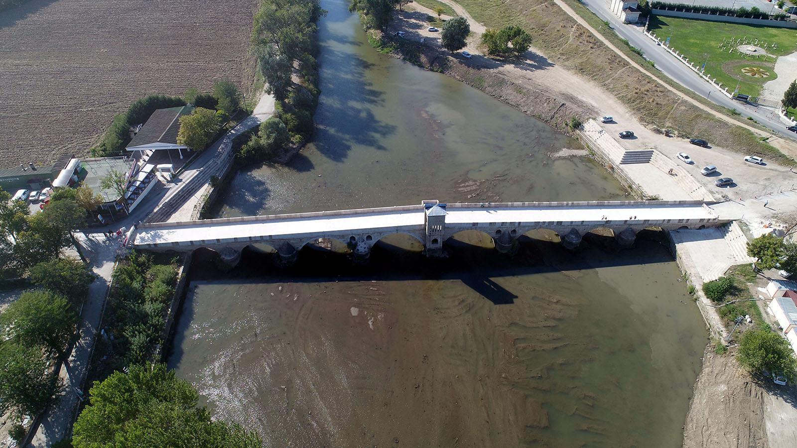 Tarihi Tunca Köprüsünün restorasyonu tamamlandı