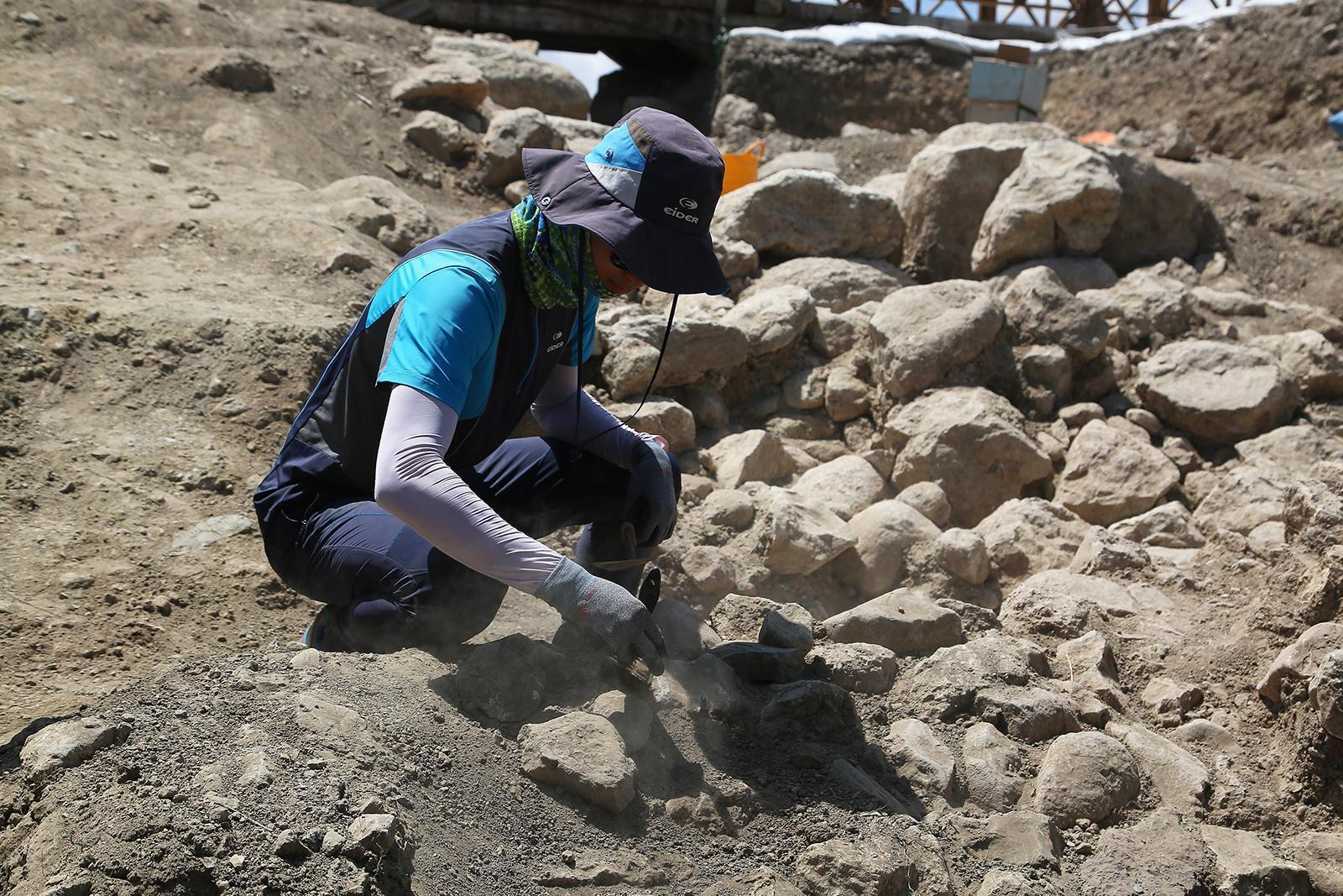 Koreli arkeoloji öğrencileri Çorumda tecrübe kazanıyor