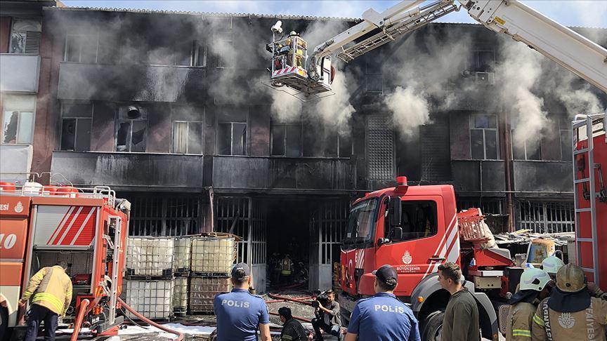 İstanbulda fabrika yangını