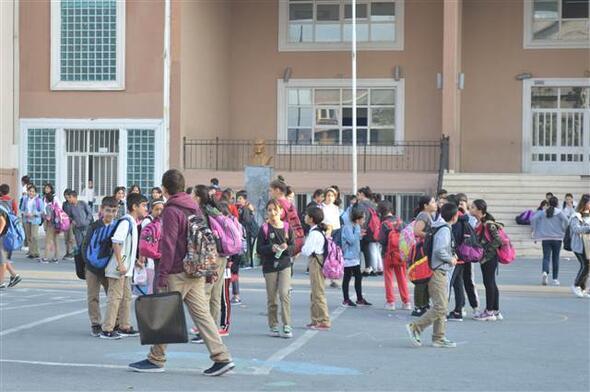 İstanbulda deprem sabahı öğrenciler ders başı yaptı