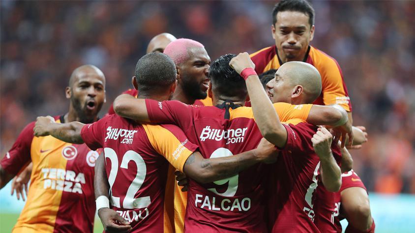 Galatasarayın rakibi PSG gol yiyince yeniliyor