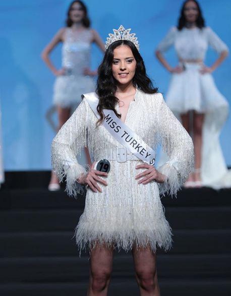 Miss Turkey 2019 güzeli Simay Rasimoğlu oldu
