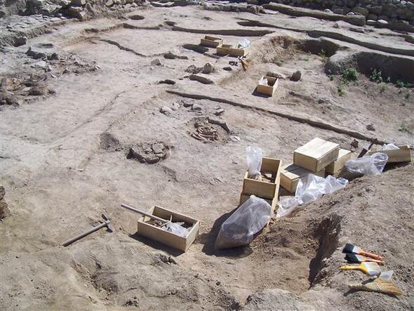 Arslantepede 5700 yıllık çocuk iskeleti bulundu