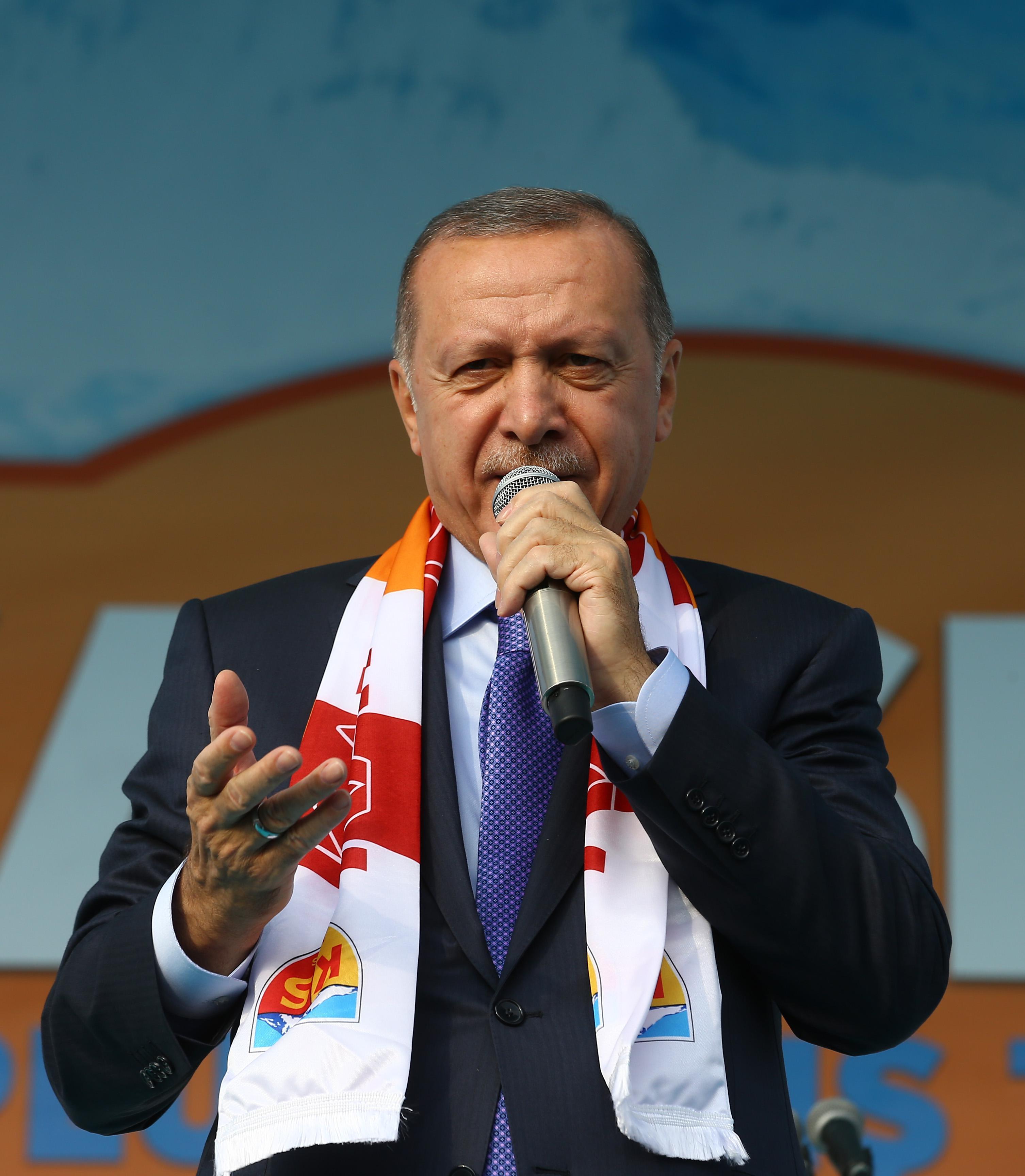 Cumhurbaşkanı Erdoğan: 120 saat dolunca teröristlerin başını ezeriz