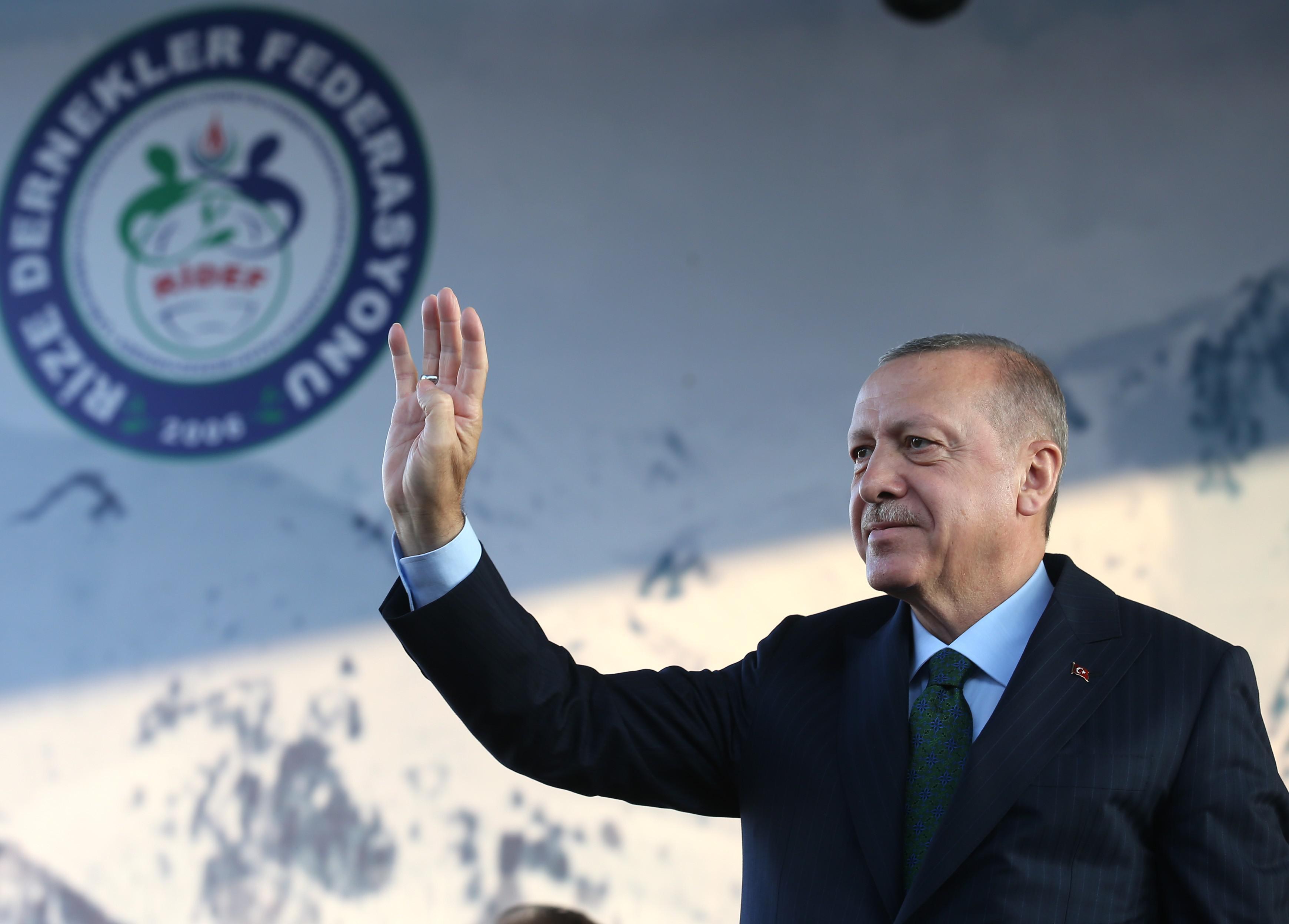 Cumhurbaşkanı Erdoğan: Sigara içmeyin, haramdır
