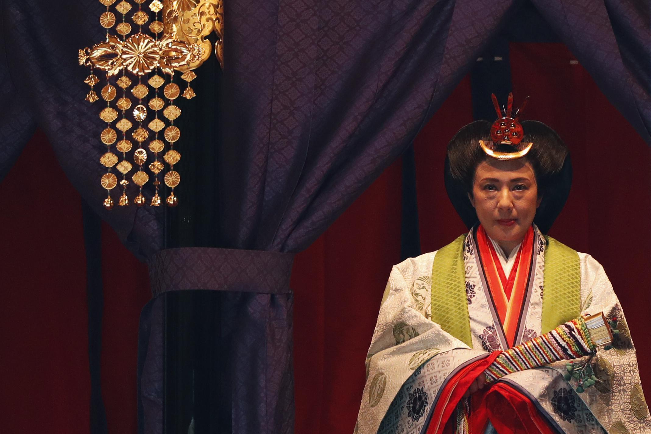 Japonyanın 126. İmparatoru Naruhito, törenle tahta çıktı