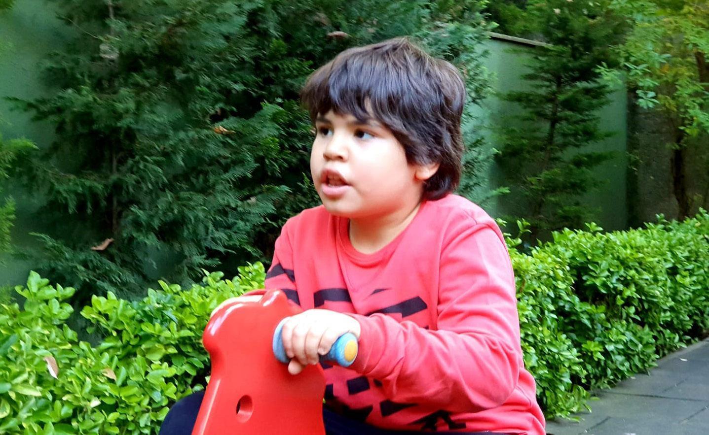 8 yaşındaki Çınara otizm teşhisi konulması 6 yıl sürdü