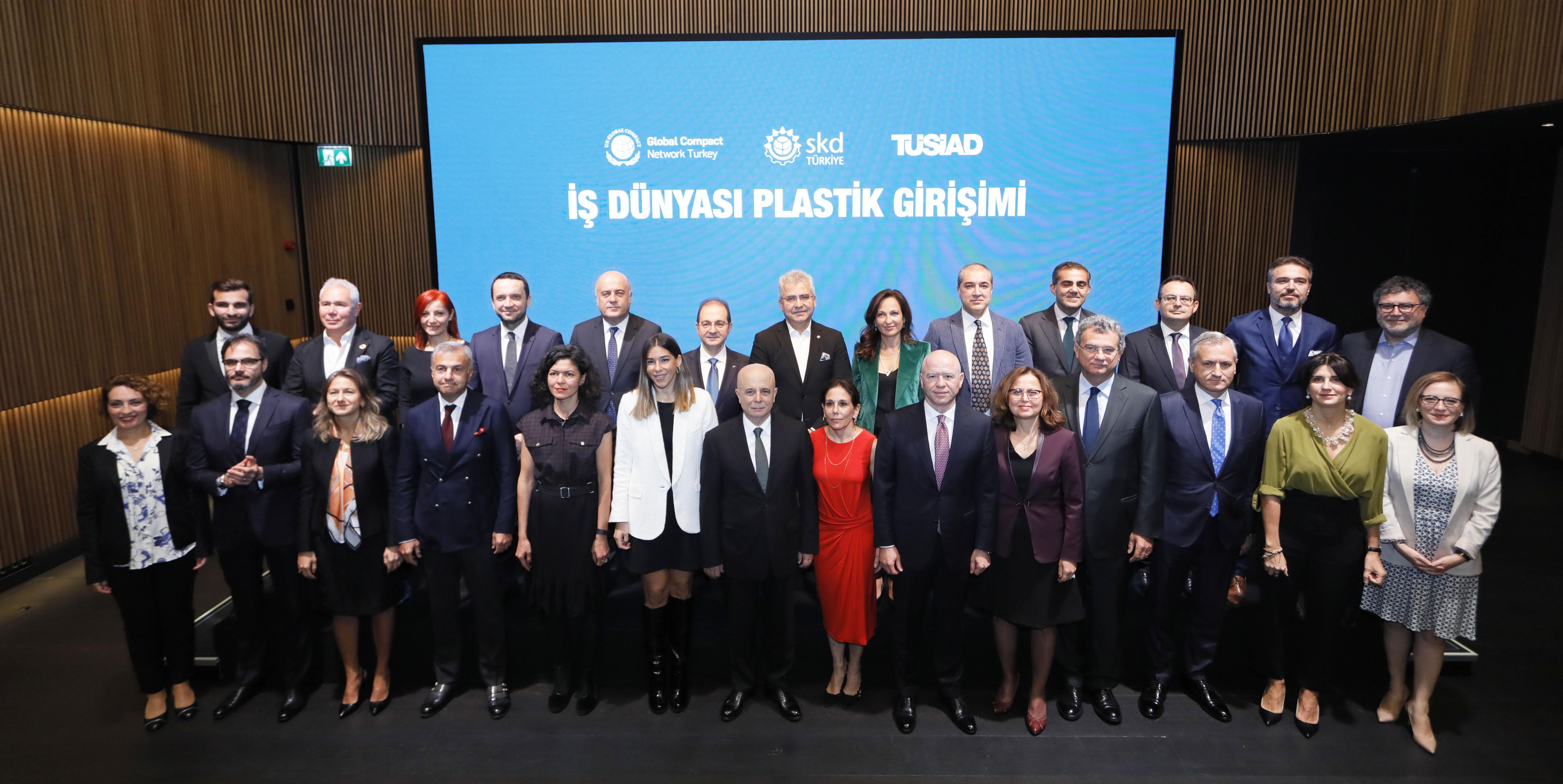 İş dünyasının devleri plastik kirliliğine karşı güçlerini birleştirdi