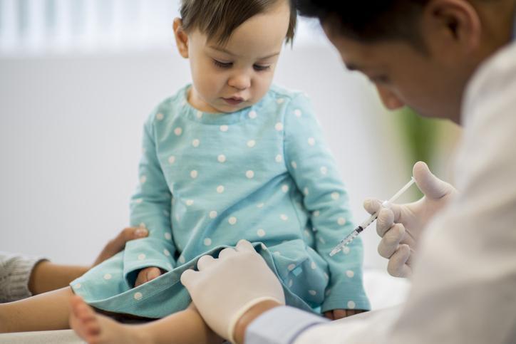 Hangi yaşta hangi aşılar yapılmalı İşte Çocuklar ve bebekler için aşı takvimi