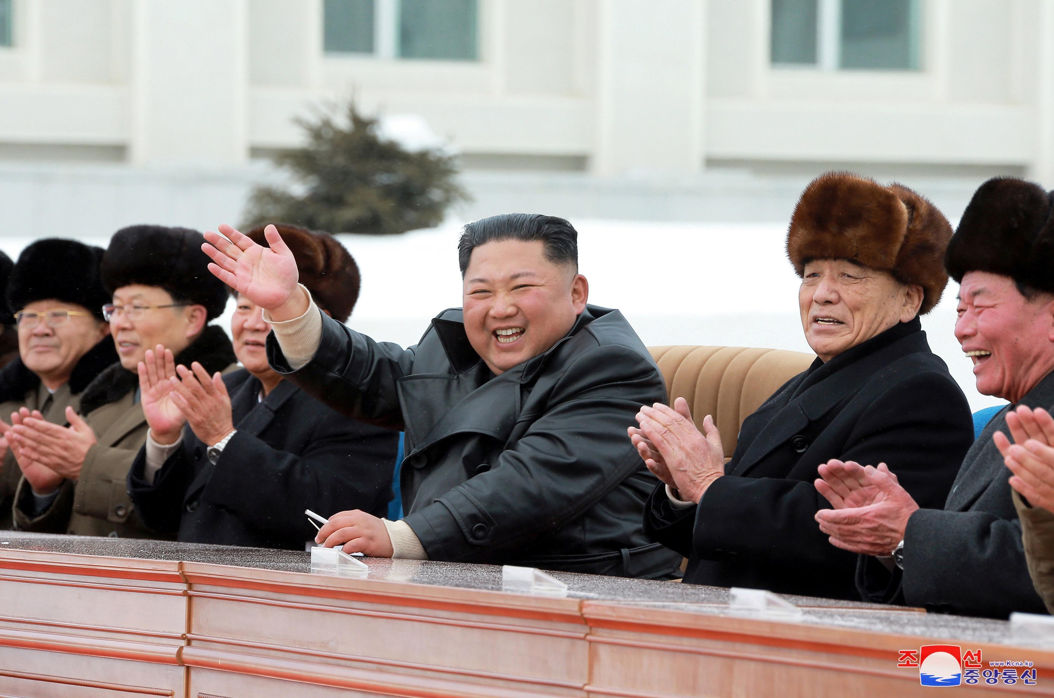Kim Jong-un Samjiyon kentinin açılışını yaptı