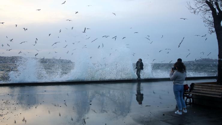 İstanbul için fırtına ve yağış açıklaması