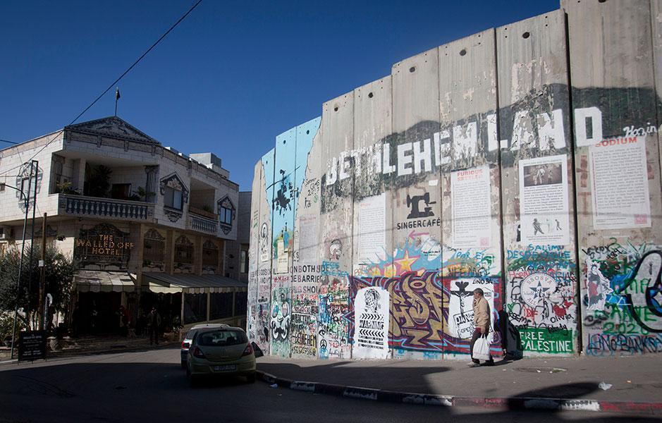 Noel öncesi Banksy’den İsrail’e en sert eleştiri: “Beytüllahim’in yarası”
