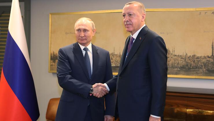 Erdoğandan Putine, kritik zirvede sürpriz hediye