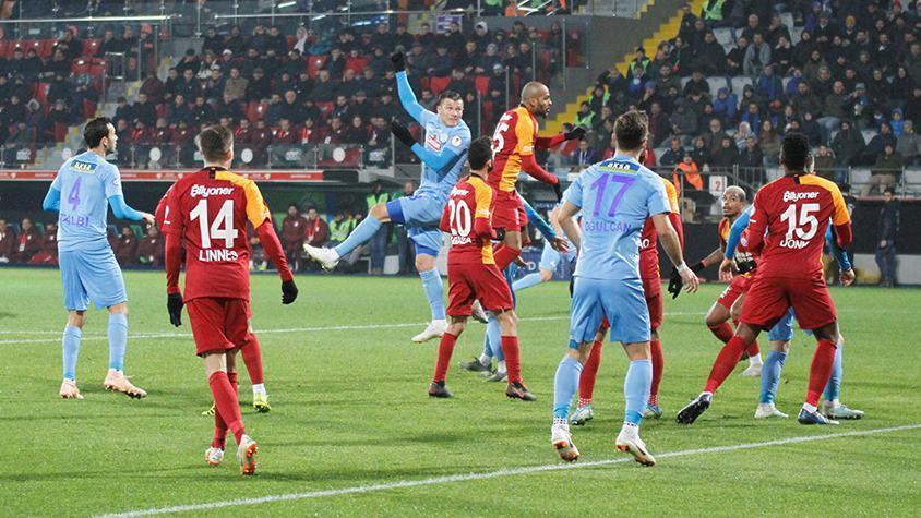 Galatasaray kupa maçında Rizespor ile berabere kaldı