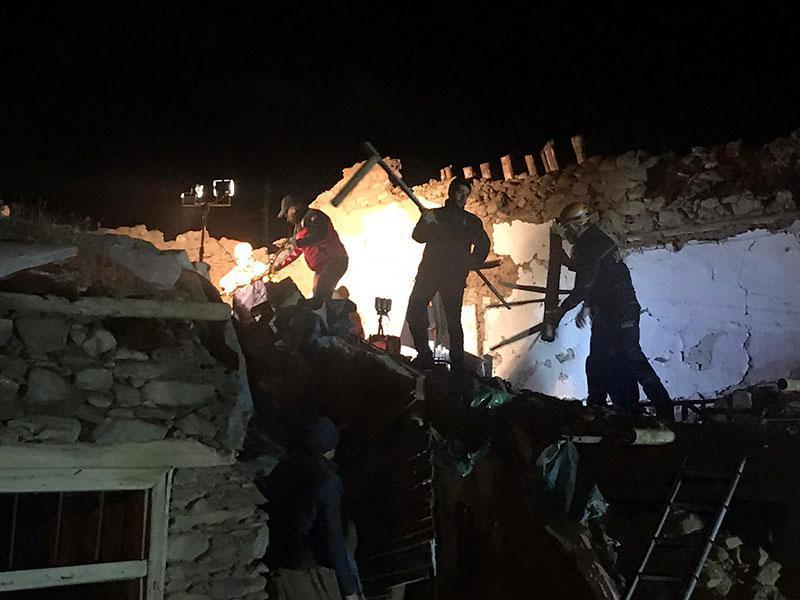 Elazığ merkezli 6.8’lik deprem, yurdun doğusunu salladı