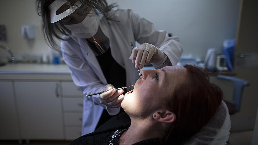 Uzmanlar uyarıyor: Koronavirüse çürük dişle yakalanmayın
