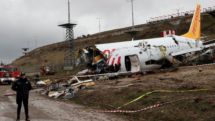 Uçak kazasının ardından 2 pilot hakkında soruşturma başlatıldı