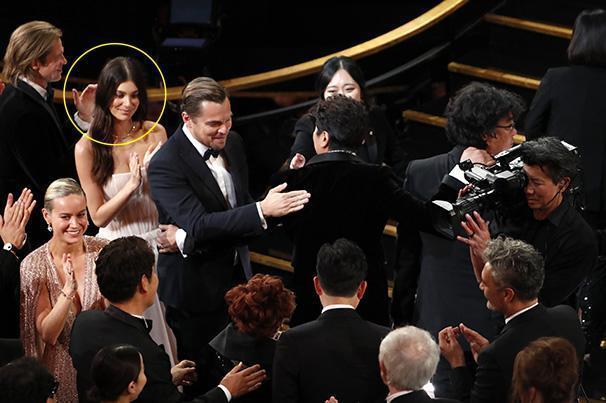 Leonardo DiCaprio sevgilisiyle poz vermedi