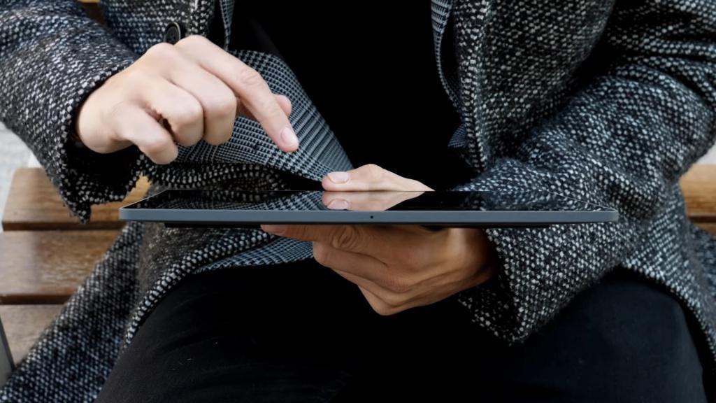 Lenovo Yoga Smart Tab inceleme : Normalden biraz daha akıllı tablet