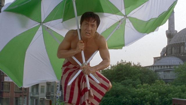 Jackie Chan koronavirüsten karantinaya alındı iddiası
