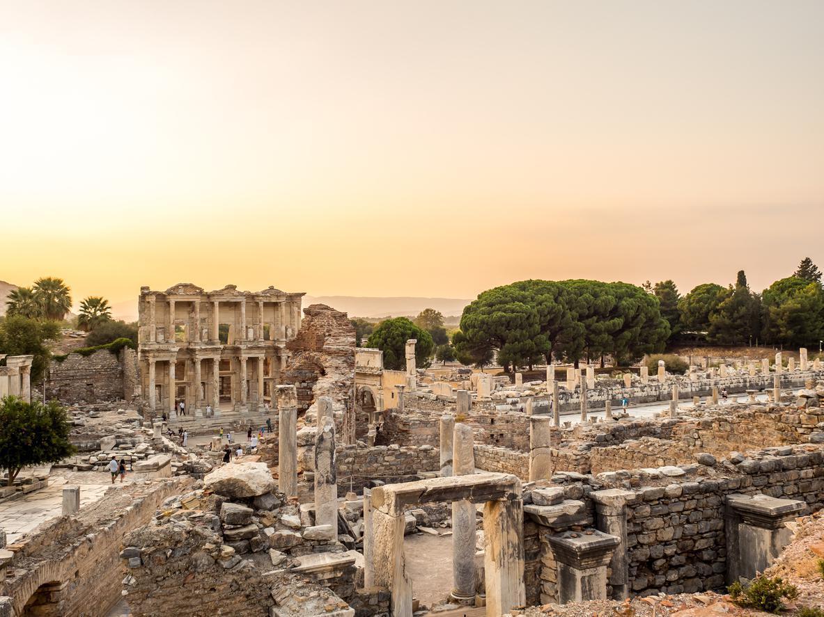 Efes Antik Kenti nerede Nasıl gidilir Giriş ücreti ne kadar