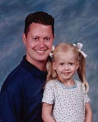 Kaçırdığı kızını 12 yıl boyunca sakladı