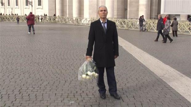 Mehmet Ali Ağca Papanın mezarına gitti