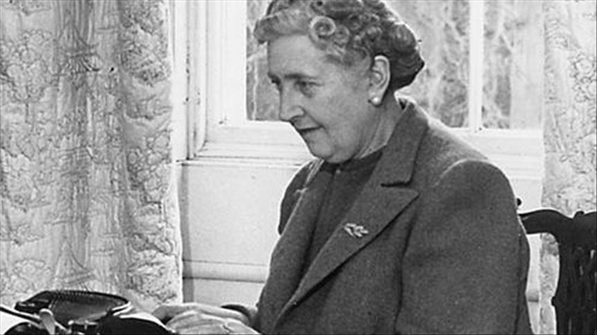 Tarihe yön veren kadınlar: Polisiye edebiyatının kraliçesi Agatha Christie