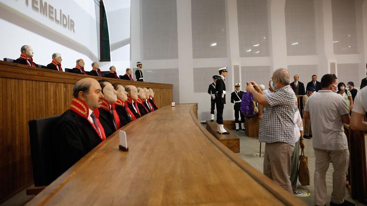 Yassıada darbeyi yaşayan ziyaretçilerin akınına uğradı