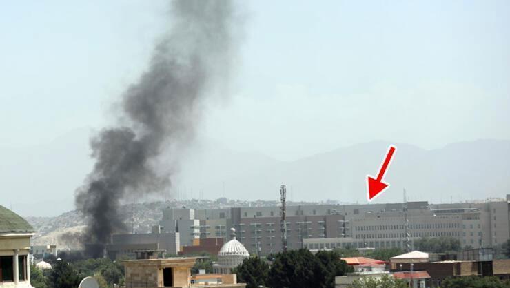 Son dakika: Afganistan yangın yeri İnsanlar özel bankaları istila etti, havaya ateş açıldı