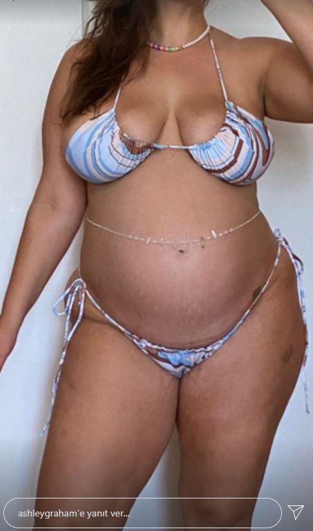 Ünlü model şaşırtmadı Mini bikinisiyle bir poz daha verdi