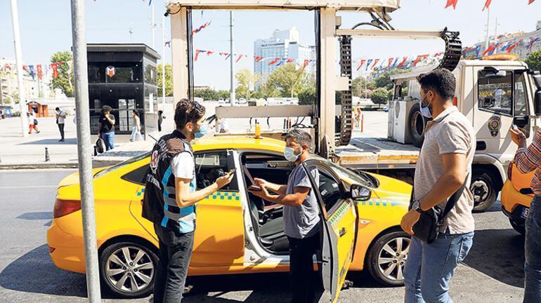 Türkleri almıyorlar Taksiciler turistlerden 50 liralık mesafe için dudak uçuklatan ücret istiyor