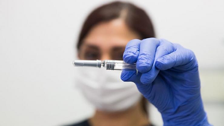 Hangi ülkeler turistlere koronavirüs aşısı şartı koyacak