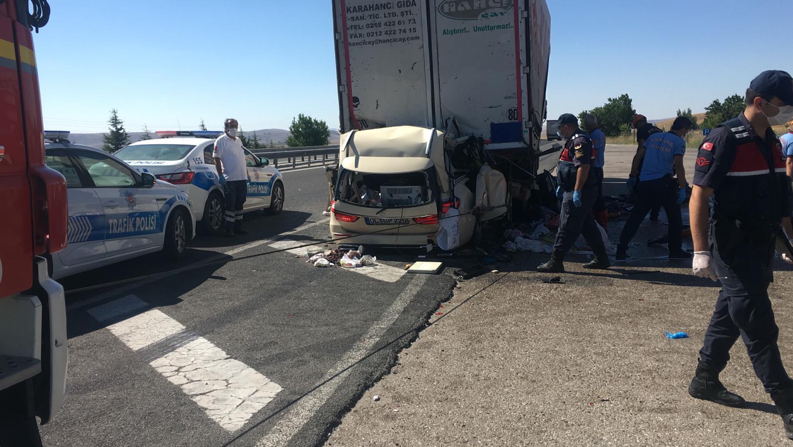 Ankara-Konya karayolunda kaza 5 kişi can verdi