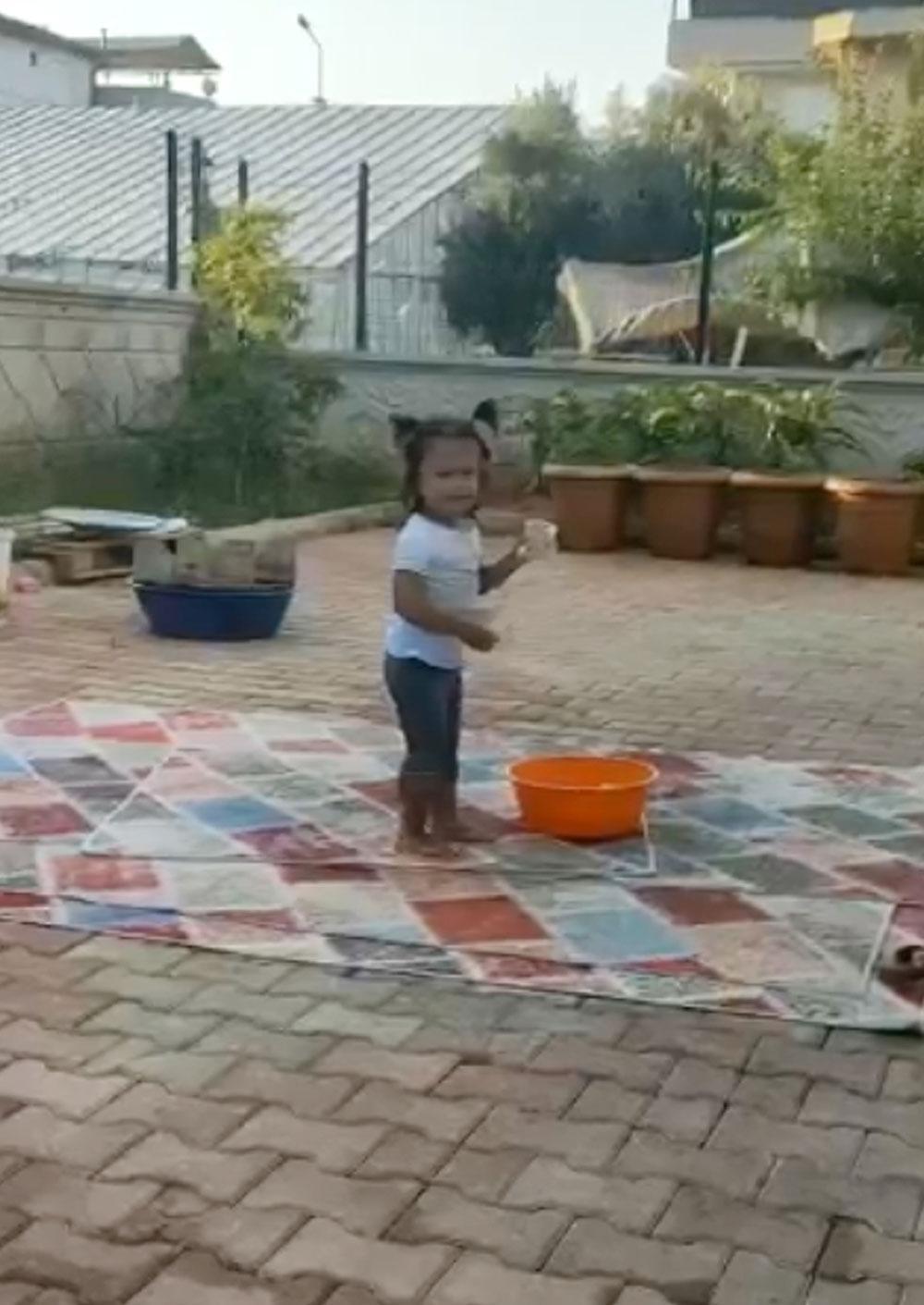 Evinin önünde oynarken ortadan kaybolan 2 yaşındaki Ecrin’den acı haber geldi