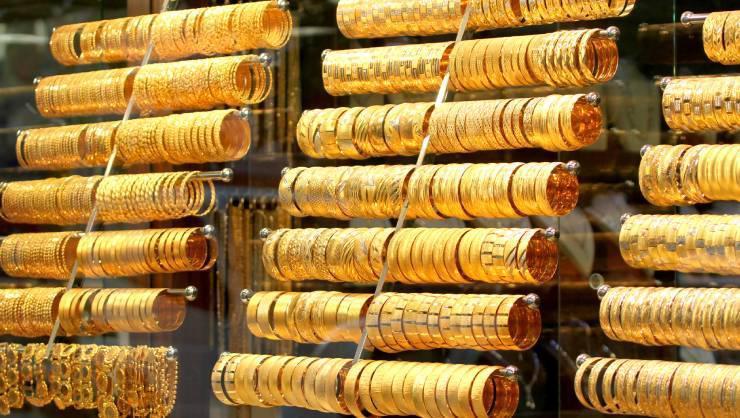Altın fiyatları çıkıyor mu Gram altın, çeyrek altın ve 22 ayar bileziğin gram fiyatı bugün ne kadar oldu 9 Ekim 2021 altın fiyatları