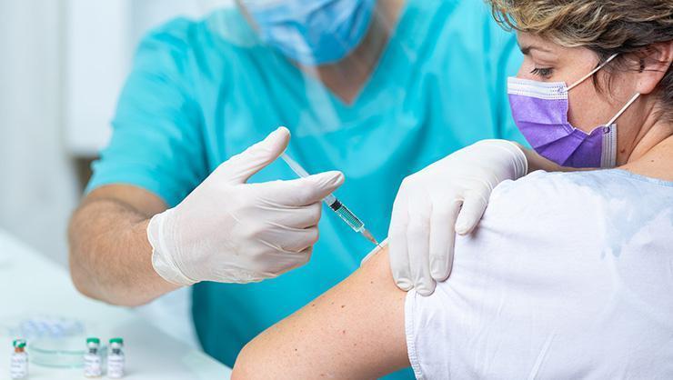 Aşı zorunlu mu olacak Bakan Koca’dan aşı zorunluluğuna ilişkin açıklama