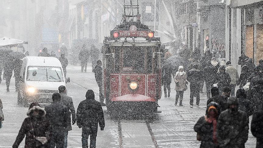 İstanbulda kar yağışı 4 gün sürecek