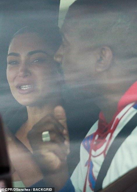 West-Kardashian evliliğinde sular durulmuyor: Kim arabada gözyaşlarına boğuldu